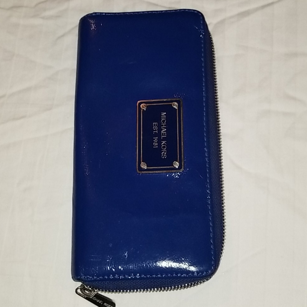 Michael kors wallet